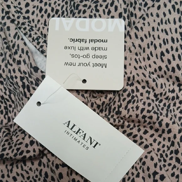 Alfani Leopard Print Bodysuit - Picture 2 of 8